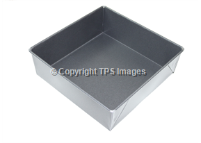 9 Inch Square Cake Tin with a Non-Stick Finish