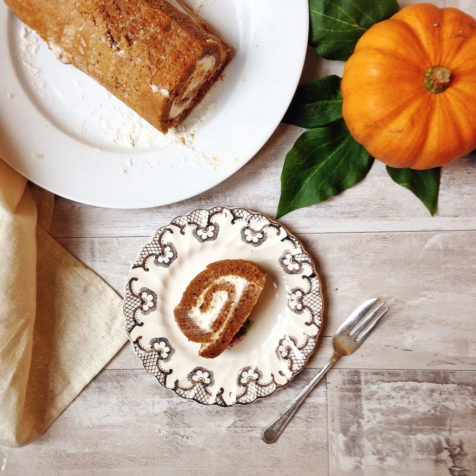 Pumpkin Roulade with Vanilla Filling